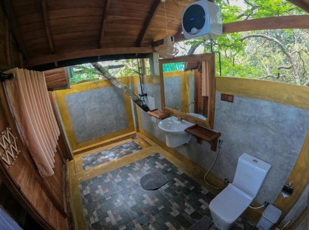 Sundown Lake Hotel & Spa Habarana Exterior foto