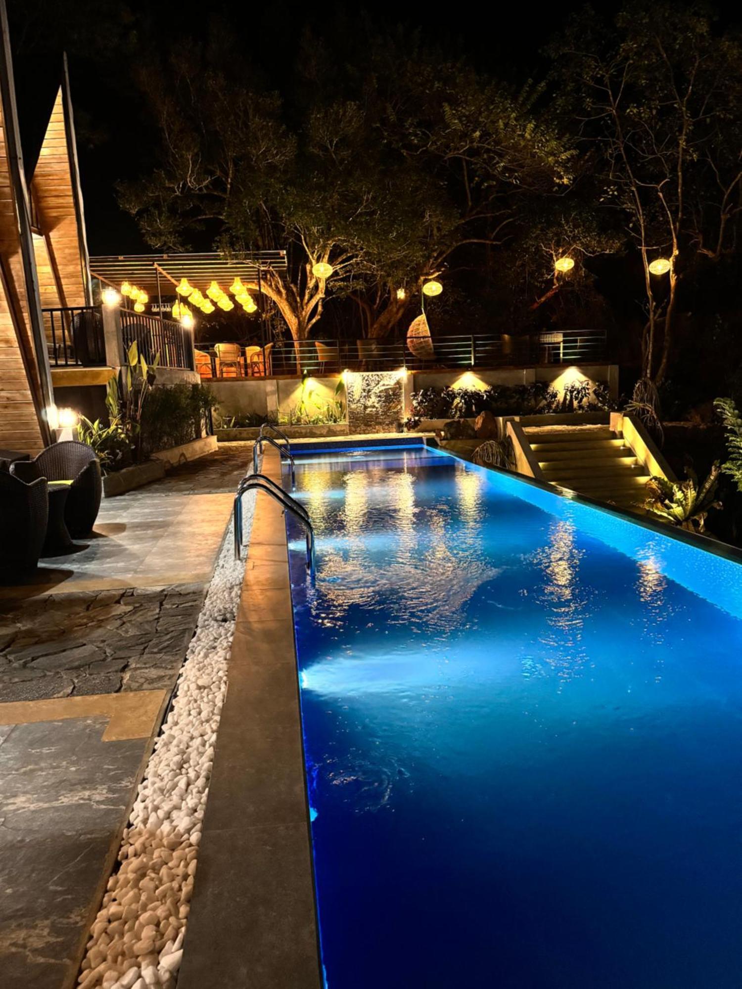 Sundown Lake Hotel & Spa Habarana Exterior foto