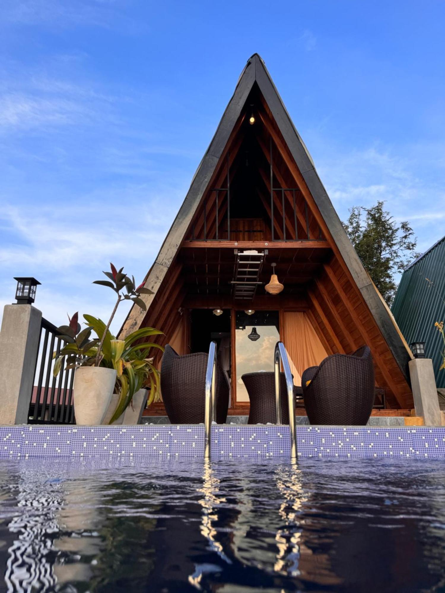 Sundown Lake Hotel & Spa Habarana Exterior foto